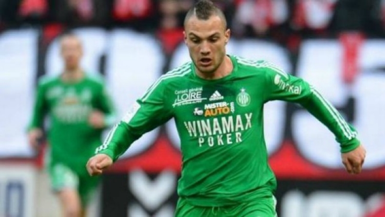 «Μπορεί να φύγει για Ελλάδα ο Μολό»