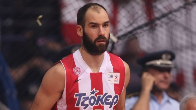Απειλές και υποσχέσεις σε Ραζνάτοβιτς!