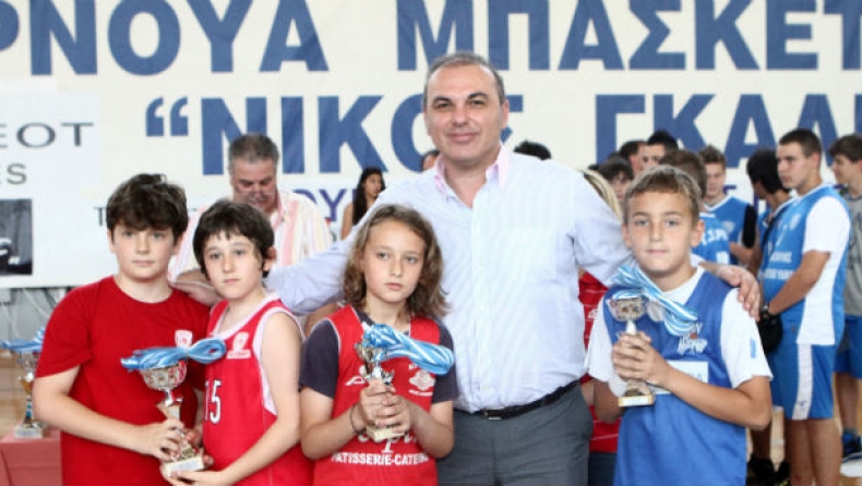 Με Ελληνιάδη στην Χαλκίδα o Ίκαρος