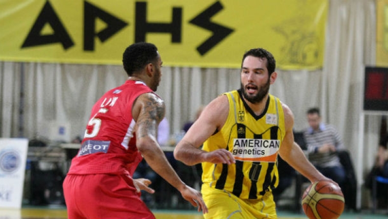 Προς παραμονή (και) ο Καραποστόλου