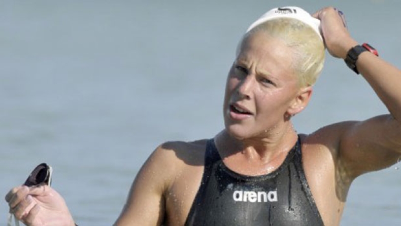 Άγγιξε το βάθρο η Αραούζου