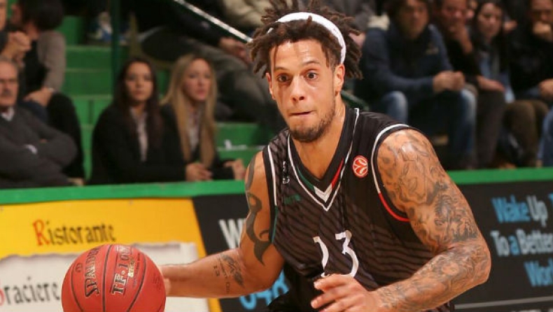 Χάκετ: «Παραμένω στη Σιένα»