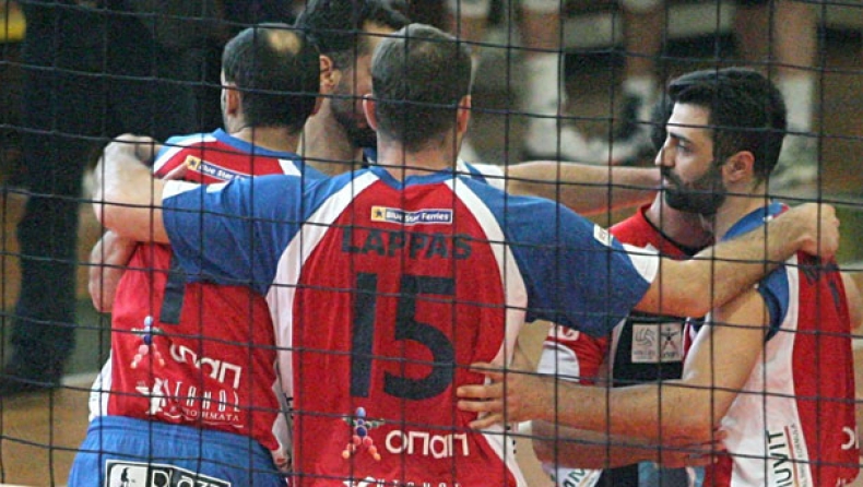 «Έκλεισε» το ρόστερ ο Φοίνικας