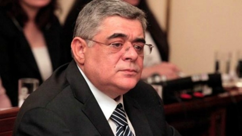 Παρομοίασε τον Αντετοκούνμπο με χιμπατζή! (vid)