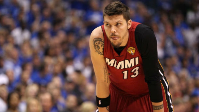 Στους Γκρίζλις ο Μίλερ