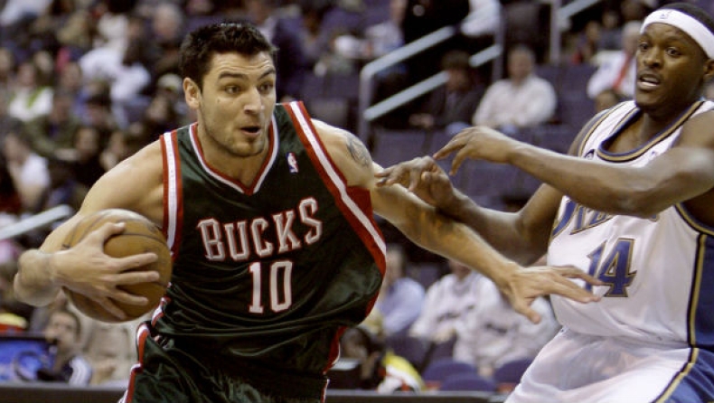 Πίσω στους Μπακς ο Ντελφίνο