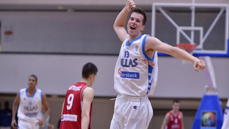 Κρούση Ολυμπιακού για Αγραβάνη