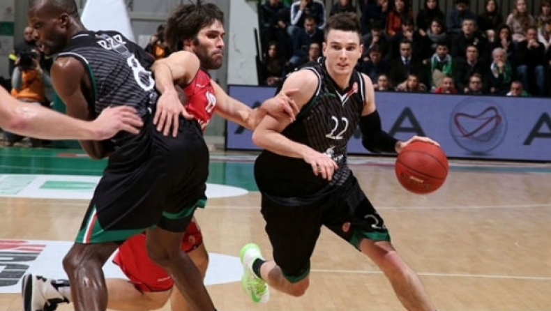 Υπέγραψε στην Τσιμπόνα ο Τζάνινγκ