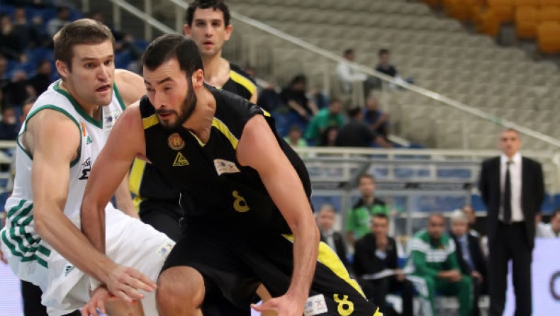 Στην προετοιμασία ο Αποστολίδης