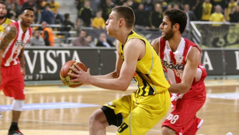 «Βλέπει» Βεζένκοφ ο Ολυμπιακός