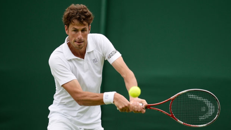 Ακάθεκτος ο Χάασε