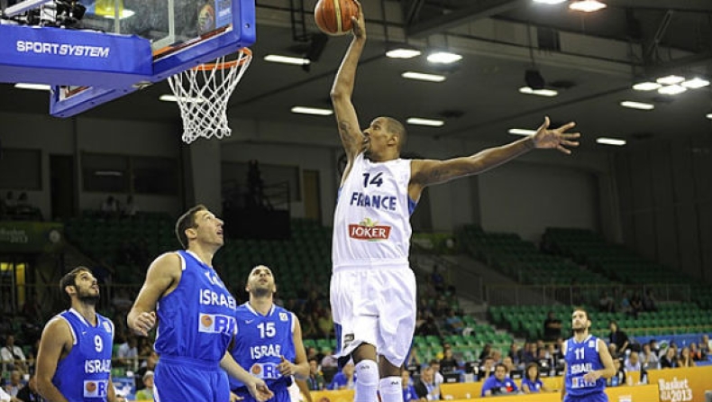 Μένει στη Στρασμπούρ ο Αζινσά