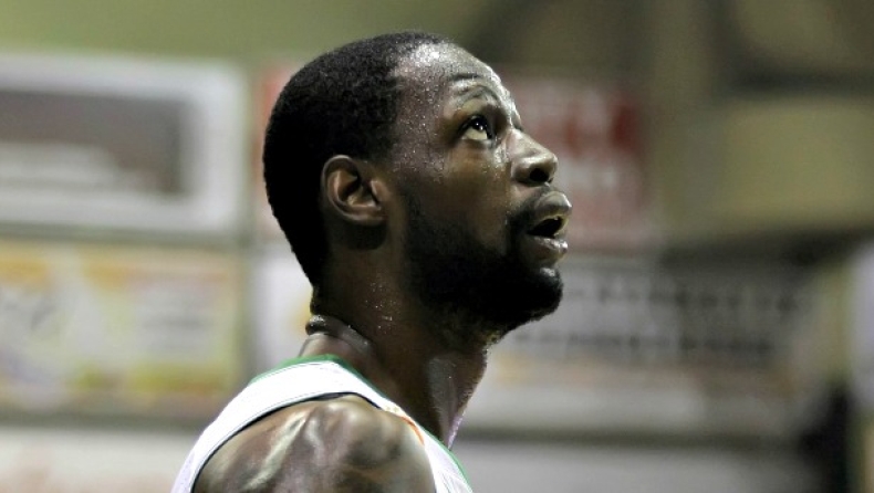 «Καρφώνω για τον κόσμο, για την ομάδα, για εμένα» (vid)