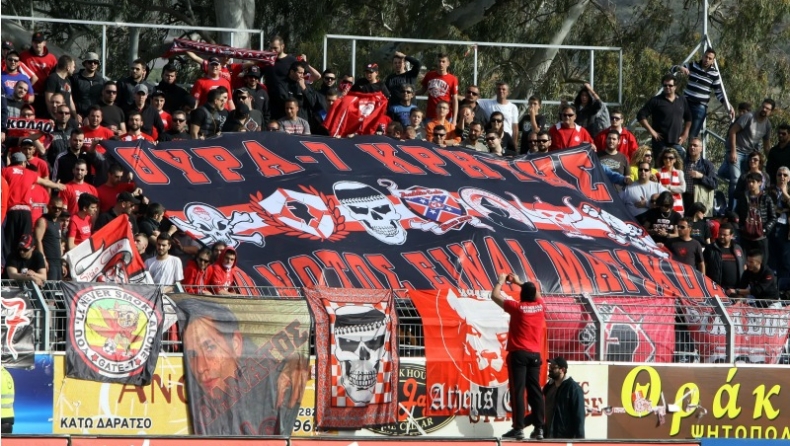 Με κόσμο στα Περιβόλια ο Ολυμπιακός