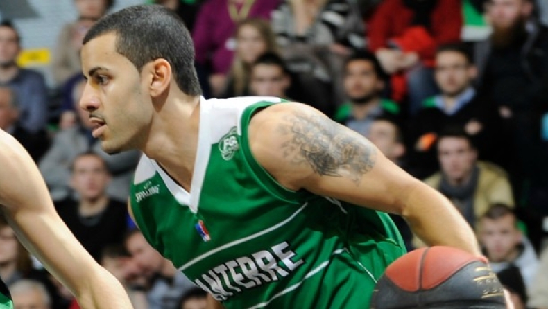 Με φόρα η Ναντέρ (85-58)