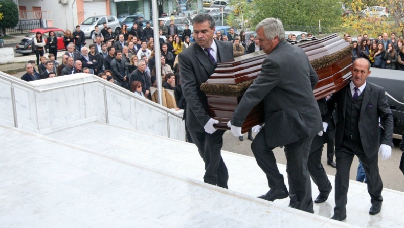 Tο ύστατο χαίρε στον Περσιανλή!