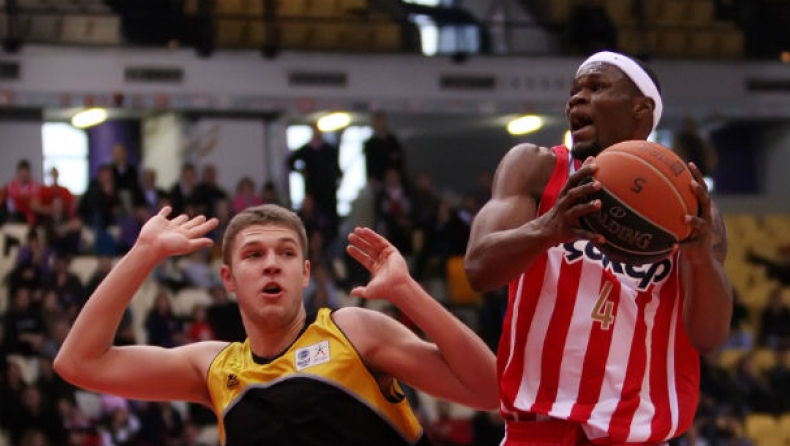 Ασταμάτητος ο Ολυμπιακός (93-61)