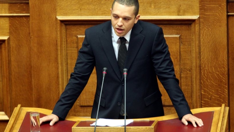 Παραλήρημα Κασιδιάρη στη Βουλή