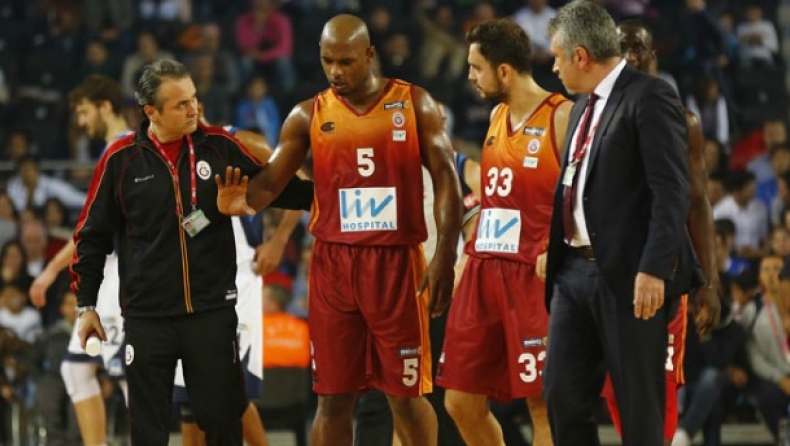 Σοκ με Γκόρντον στην Γαλατά