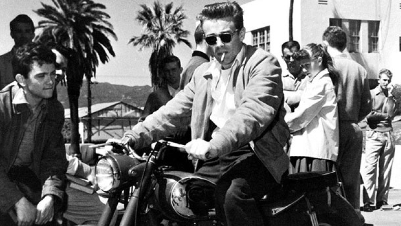 Αρχίζω την επανάσταση χωρίς εσάς!