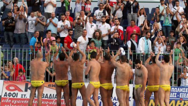 Σε Λαμία και Χίο τα φώτα