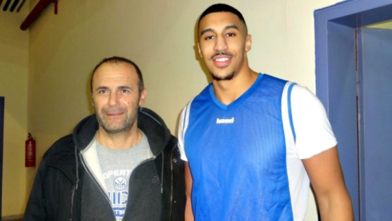 Ενίσχυση με Ρίτσαρντς ο Ίκαρος