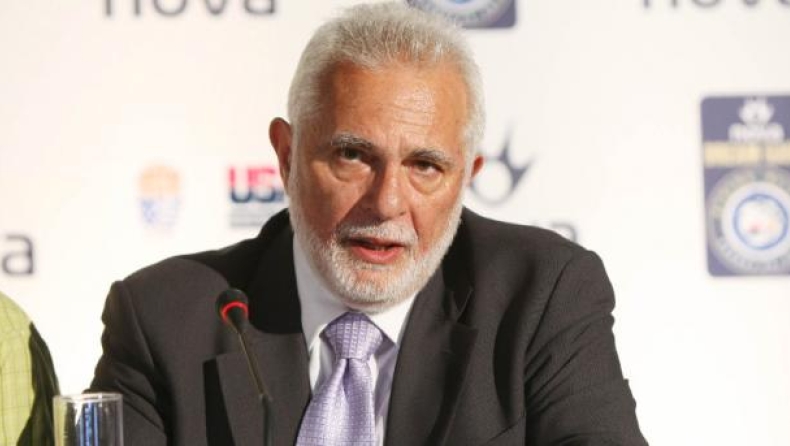 Επιθεώρηση στην Κρήτη για το Παγκόσμιο Εφήβων