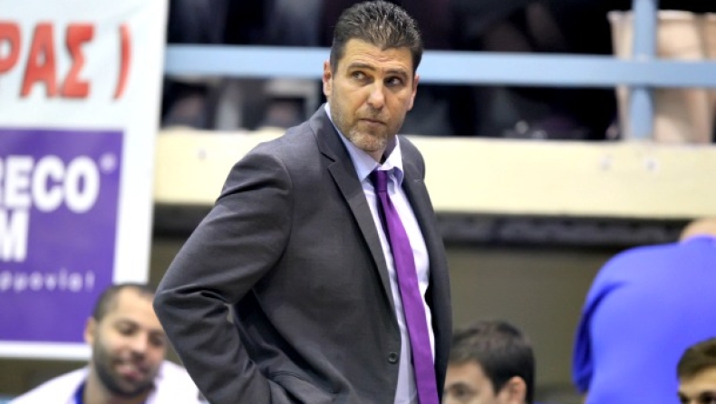 Σκαραφίγκας: «Κομβικό παιχνίδι»