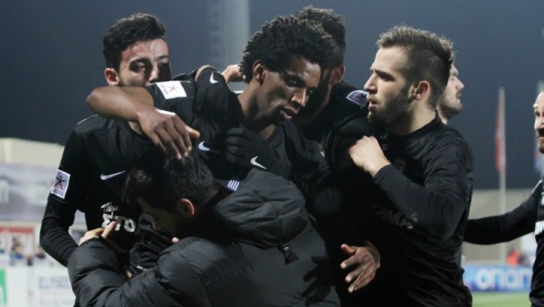 Το τουπέ των… τοπικών