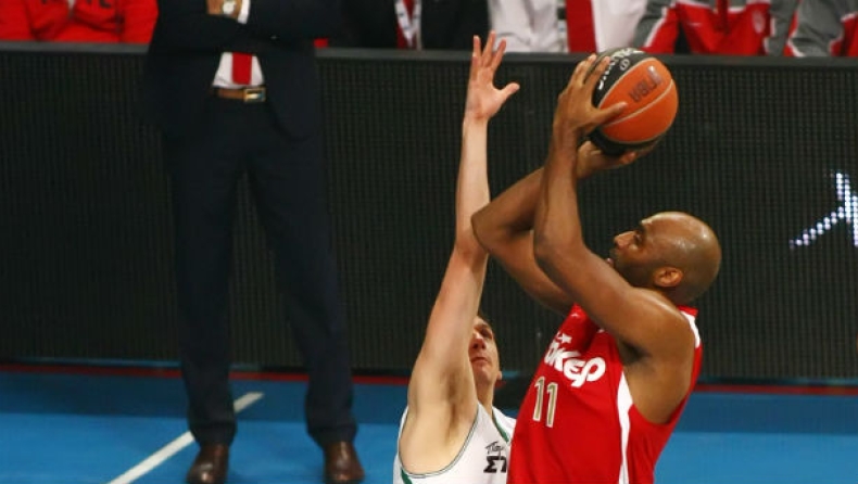 Κόλινς: «Να προετοιμαστούμε για την Ουνικάχα»