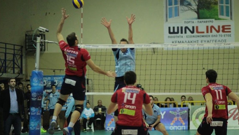 Λαμία - Φοίνικας Σύρου 0-3