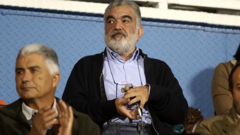 Βελλής κατά πάντων!