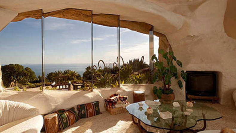 Εφτιαξε το σπίτι των Φλίνστοουνς