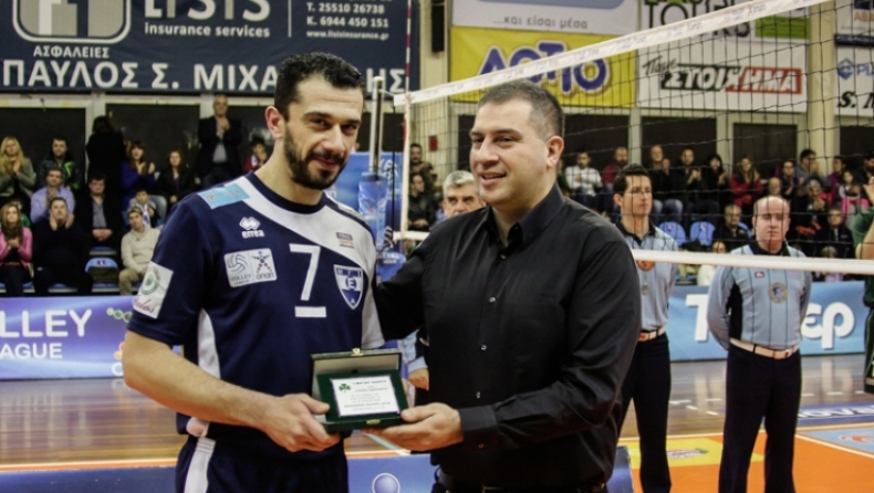 Ο ξεγραμμένος γράφει ιστορία