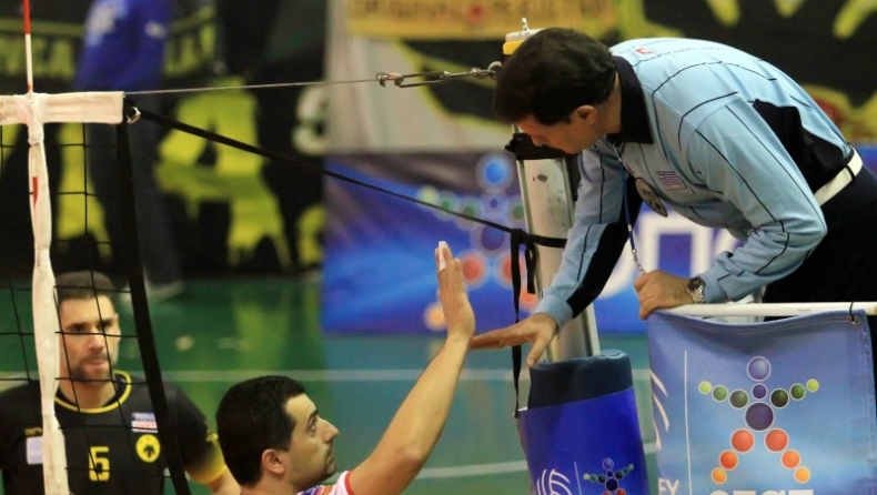 Το πρόγραμμα και οι διαιτητές σε πλέι οφ, πλέι άουτ