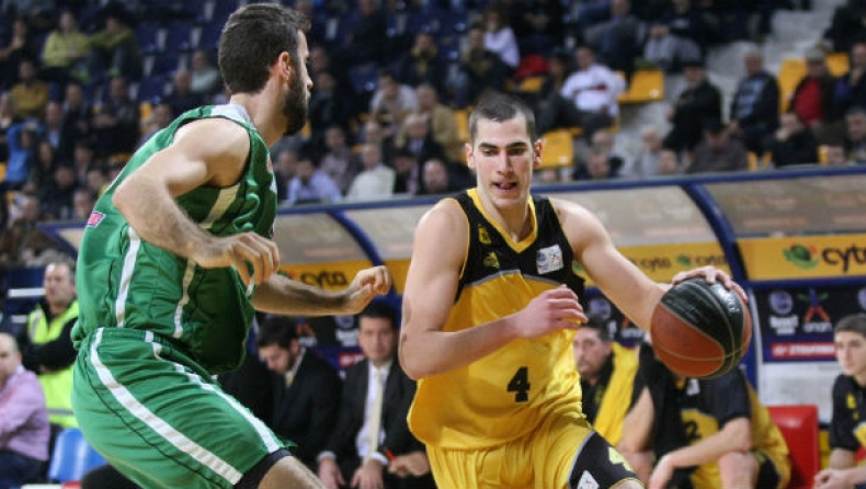 Μποχωρίδης: «Παράδειγμα για όλους ο Αντετοκούνμπο»