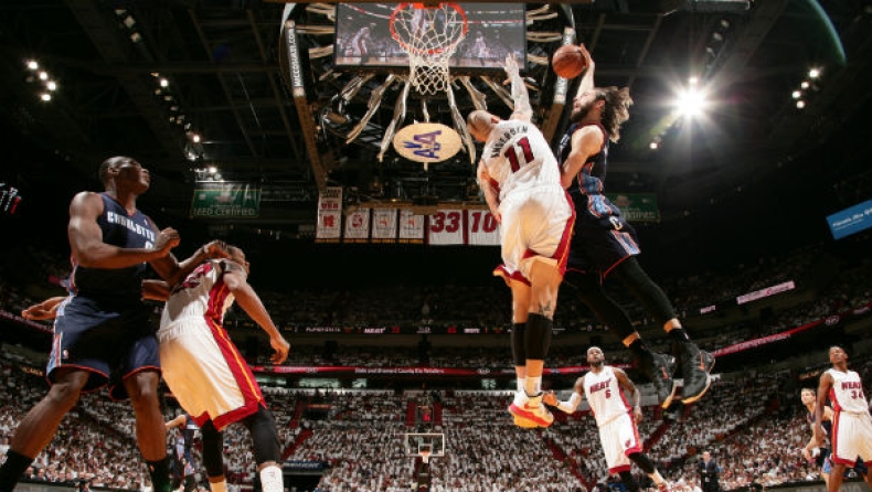 Ο «ιπτάμενος» ΜακΡόμπερτς & ο… άπιαστος Πάρκερ (vid)