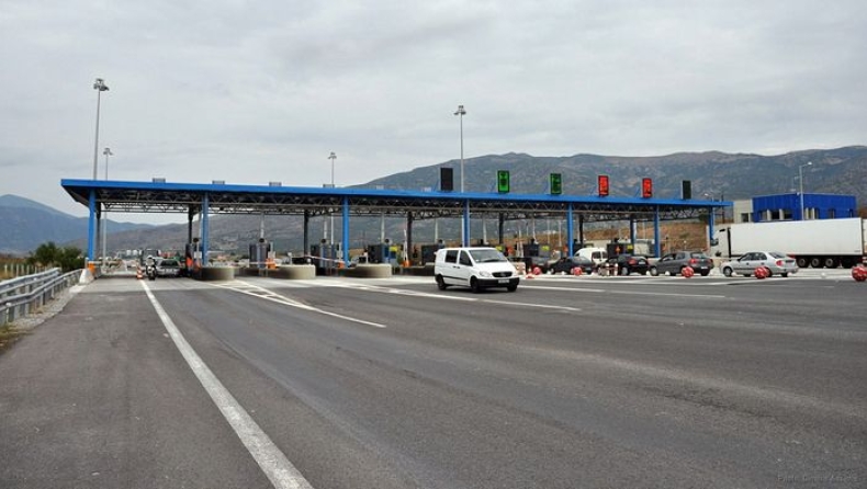 «Θα δέρνονται από τα διόδια»