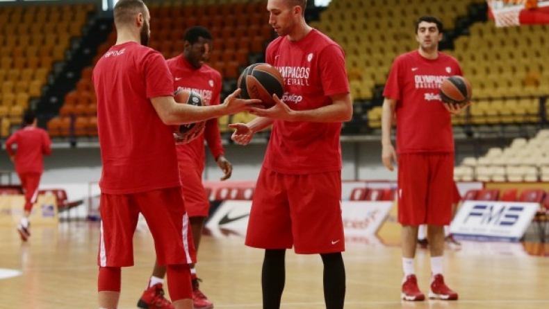 Συγκέντρωση και στα 40' στο ΟΑΚΑ