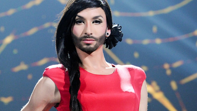 Η Κοντσίτα χωρίς μούσι και μακριά μαλλιά! (pics)