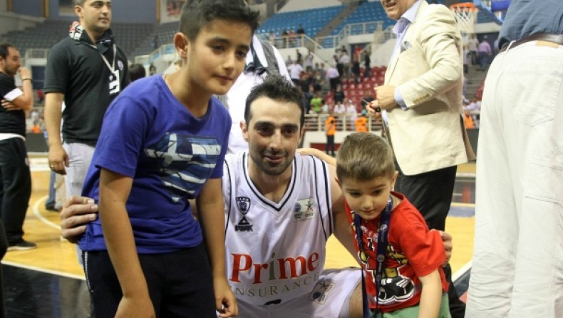 Χαραλαμπίδης: «Είμαι περήφανος που είμαι μέλος του ΠΑΟΚ»