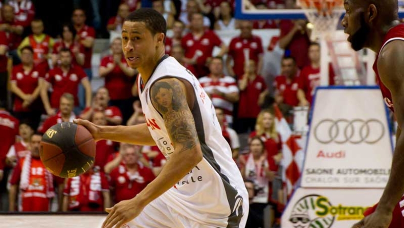 Ο «δολοφόνος» Έι Τζέι Σλότερ!