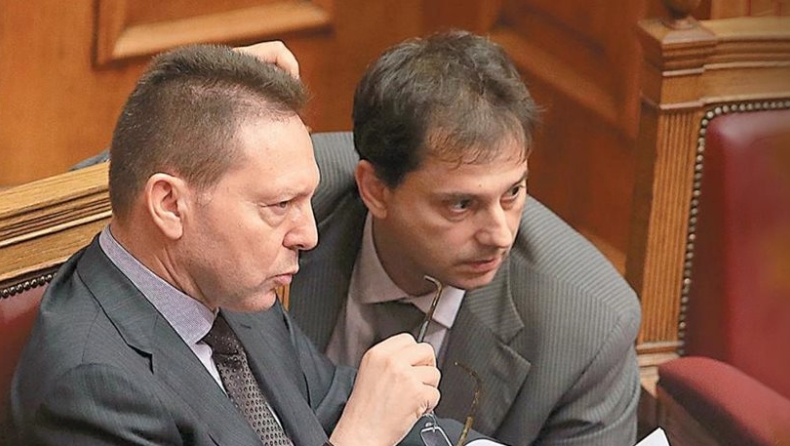 Παραιτήθηκε ο Θεοχάρης