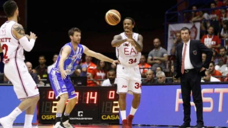 Αρμάνι Τζινς Μιλάνο - Σάσαρι 73-76
