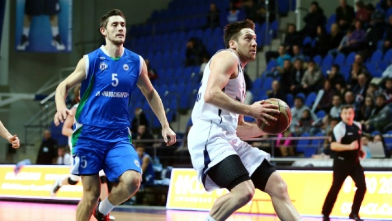 Επέστρεψε στη Λοκομοτίβ Κουμπάν o Βορόνοφ