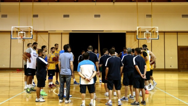 Όλοι στη διάθεση του Κατσικάρη (pics+vid)