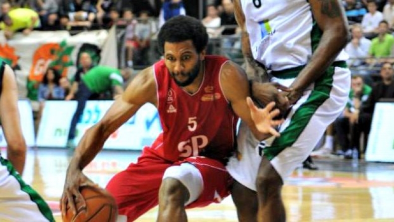 Προτίμησε Μπάμπεργκ από Ολυμπιακό ο Κάρλον Μπράουν