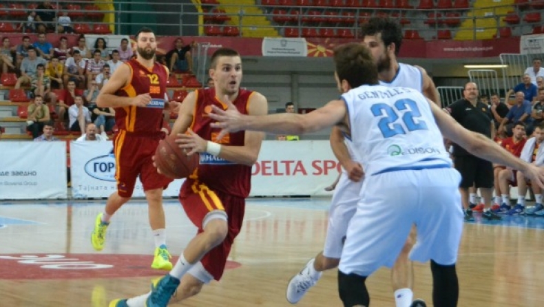 Ιταλία - Σκόπια 63-56