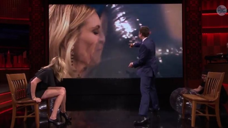 Μπάλα στα μούτρα της Τζούλια Ρόμπερτς (vid)