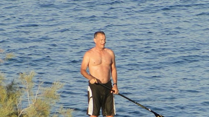 Ο Τομ Χανκς στην Αντίπαρο (pics)